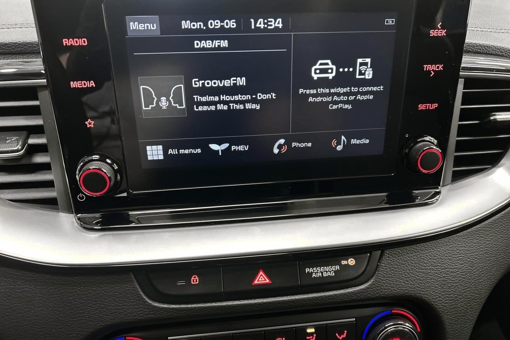 Kia Ceed iso kuva 20