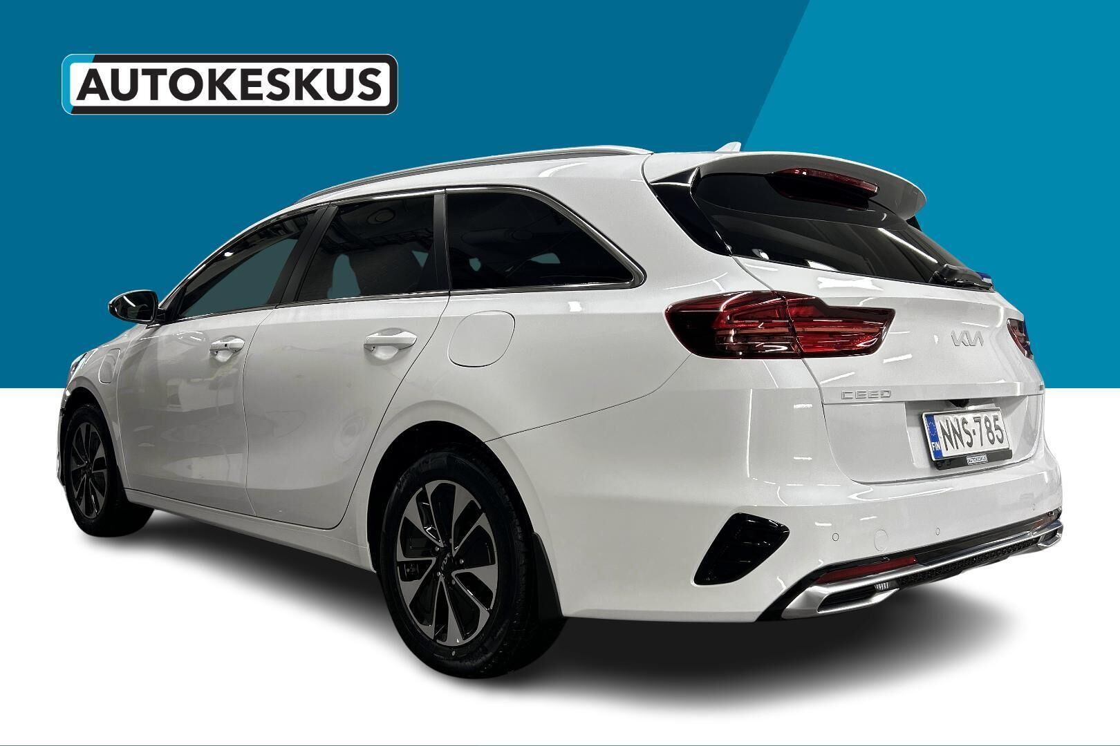 Kia Ceed iso kuva 2