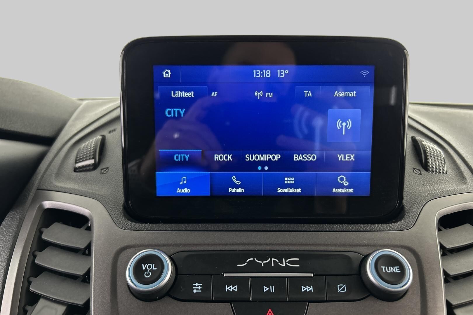 FORD Transit Connect iso kuva 22