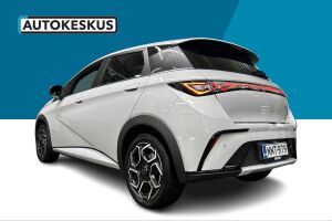 BYD Dolphin esikatselu 6