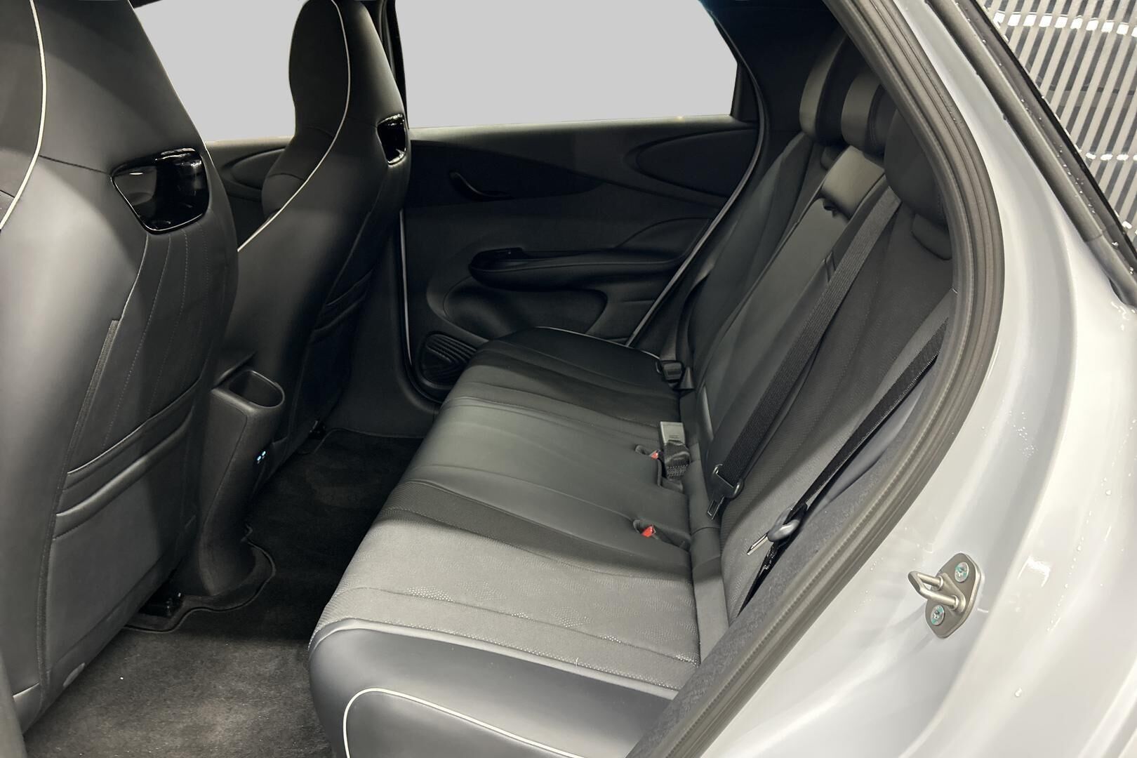 BYD Dolphin iso kuva 9