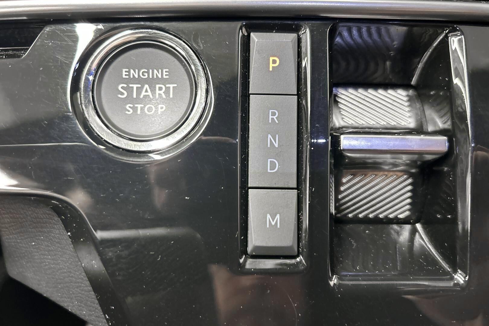 Peugeot 5008 iso kuva 20