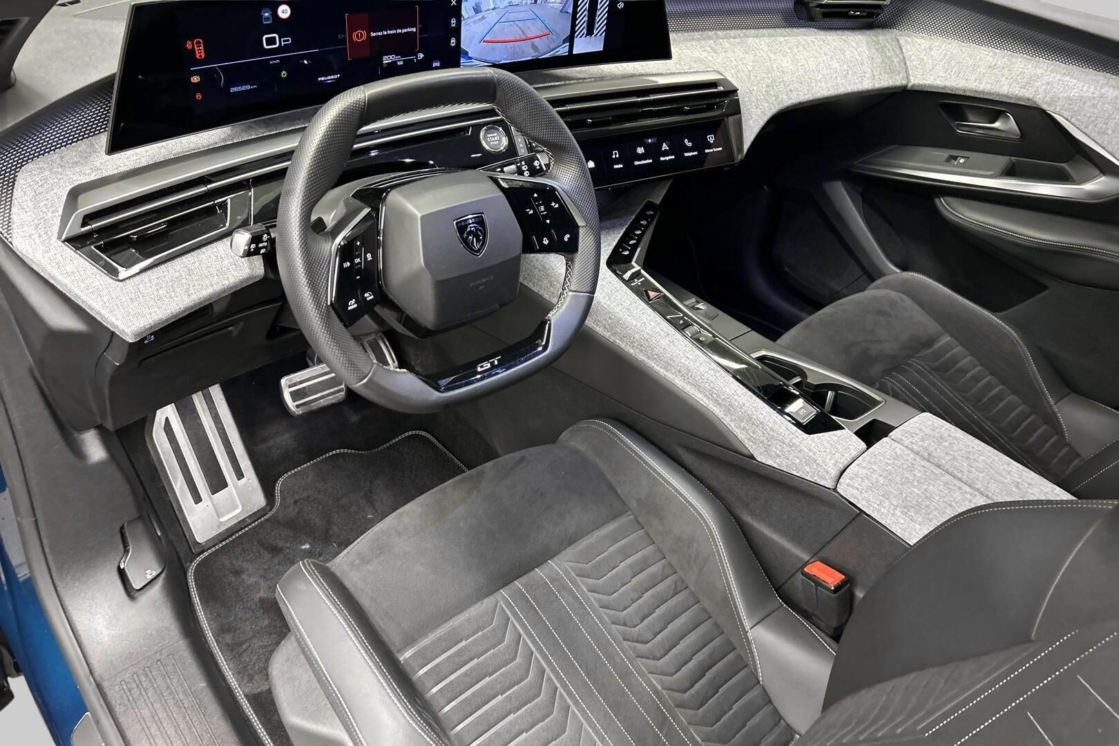 Peugeot 5008 iso kuva 8