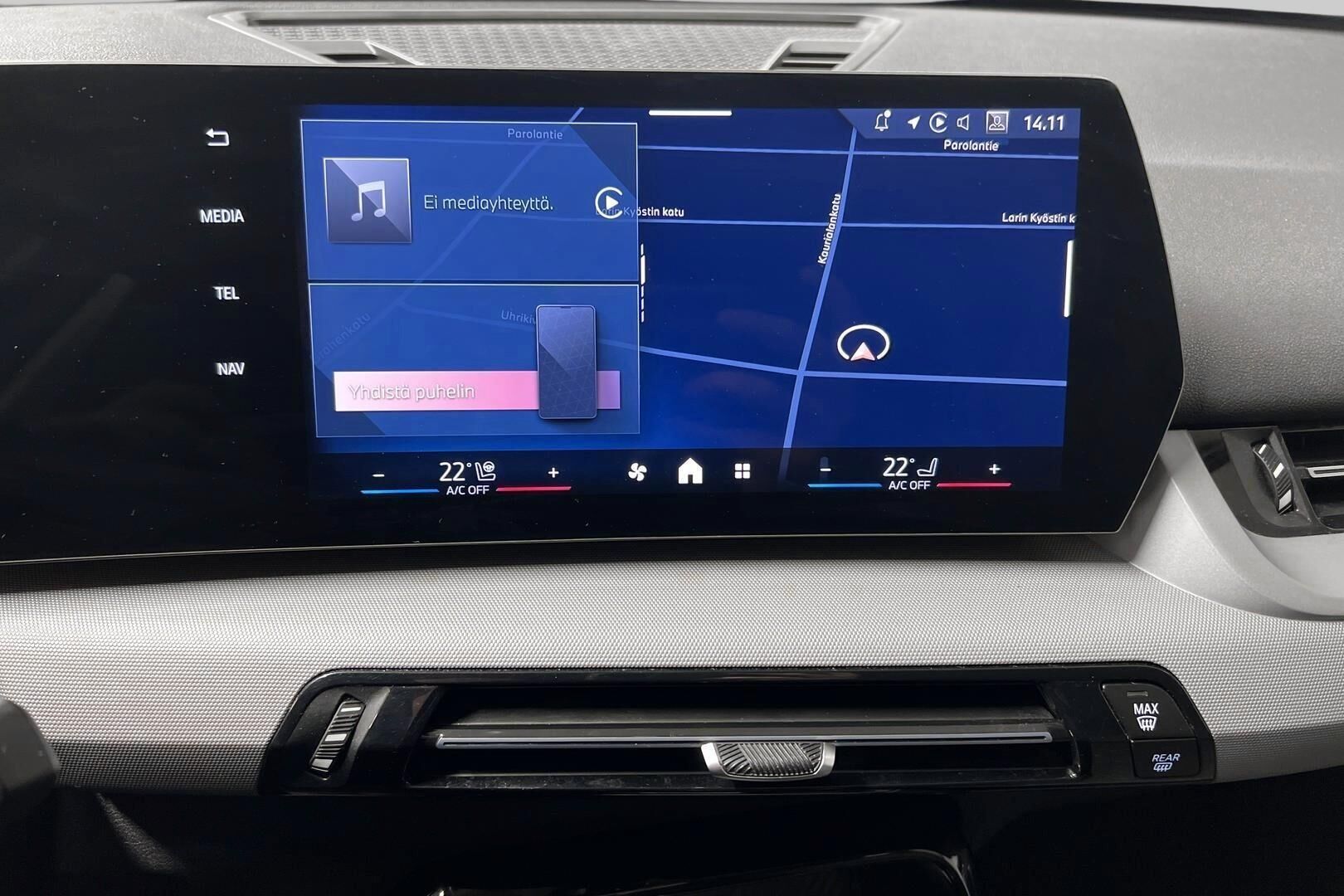 BMW X1 iso kuva 11