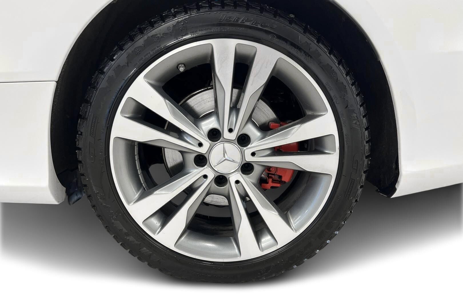 Mercedes-Benz C iso kuva 13