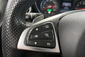 Mercedes-Benz C esikatselu 17