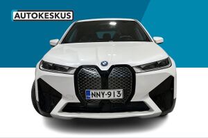 BMW iX esikatselu 12