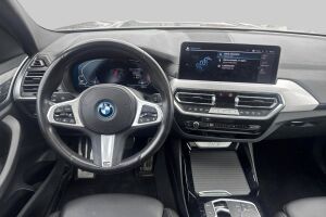 BMW iX3 esikatselu 2