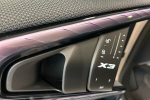 BMW X3 esikatselu 24
