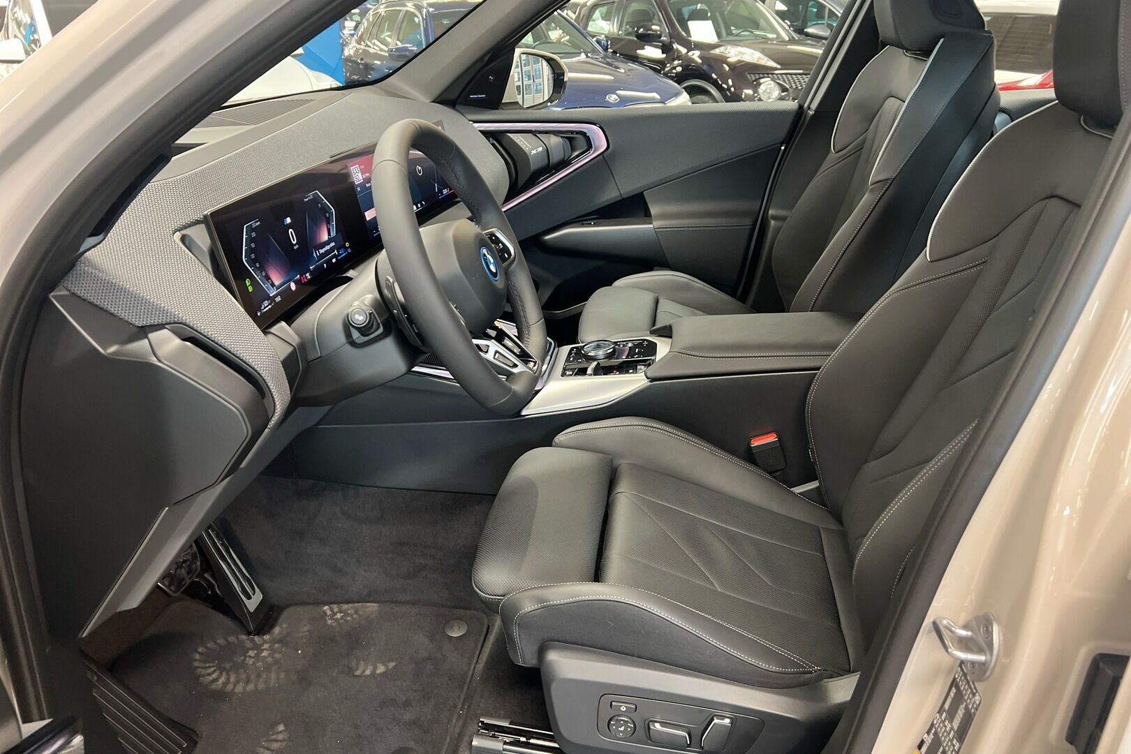 BMW X3 iso kuva 9