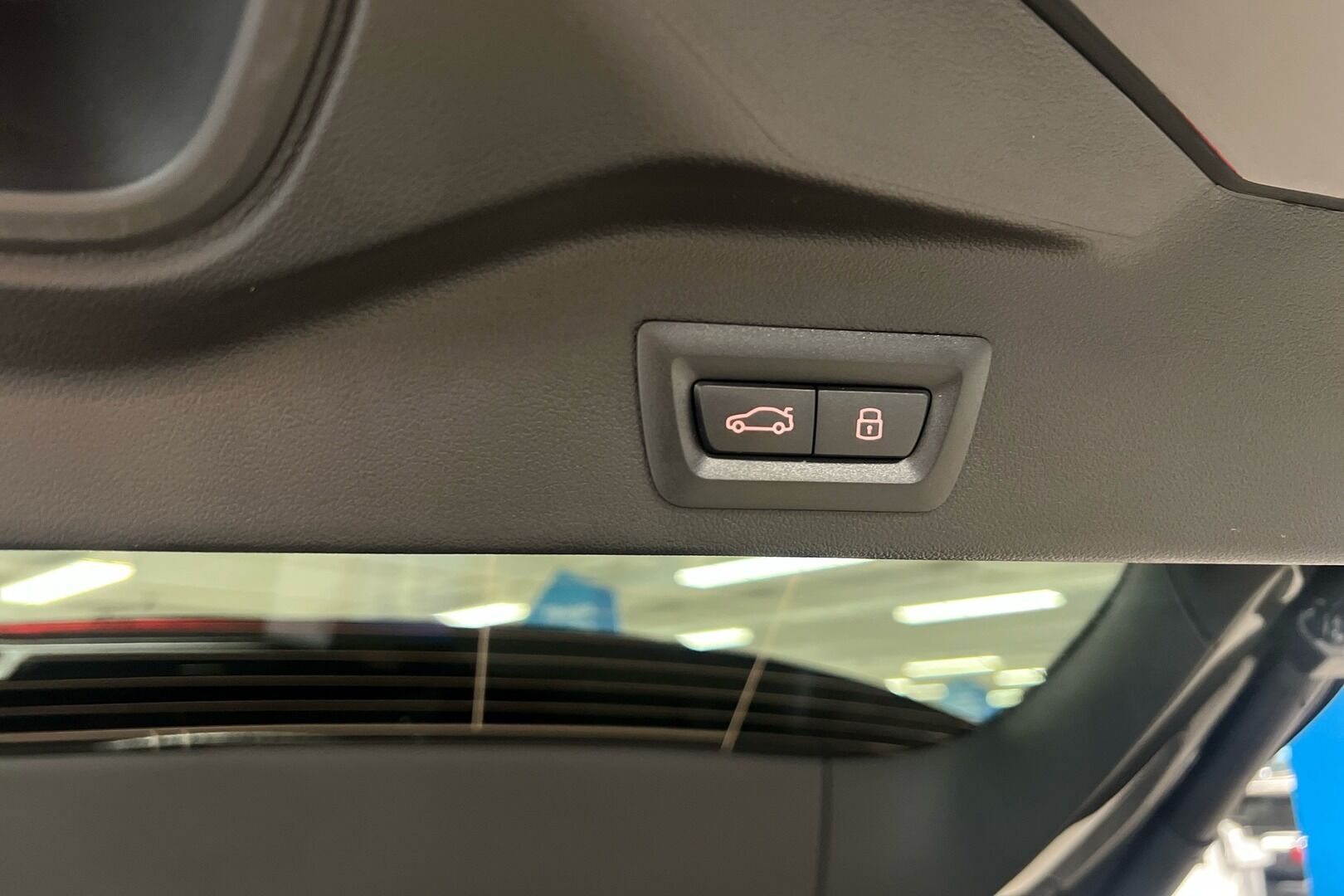BMW X5 iso kuva 13