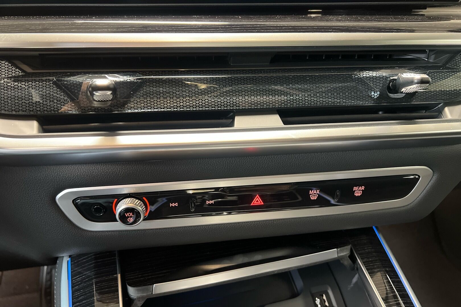 BMW X5 iso kuva 24