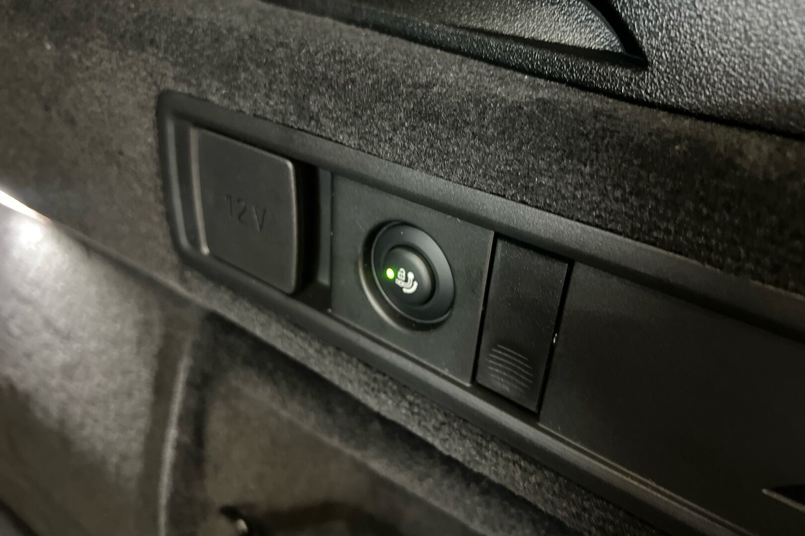 BMW X5 iso kuva 9