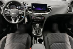 Kia Ceed esikatselu 10
