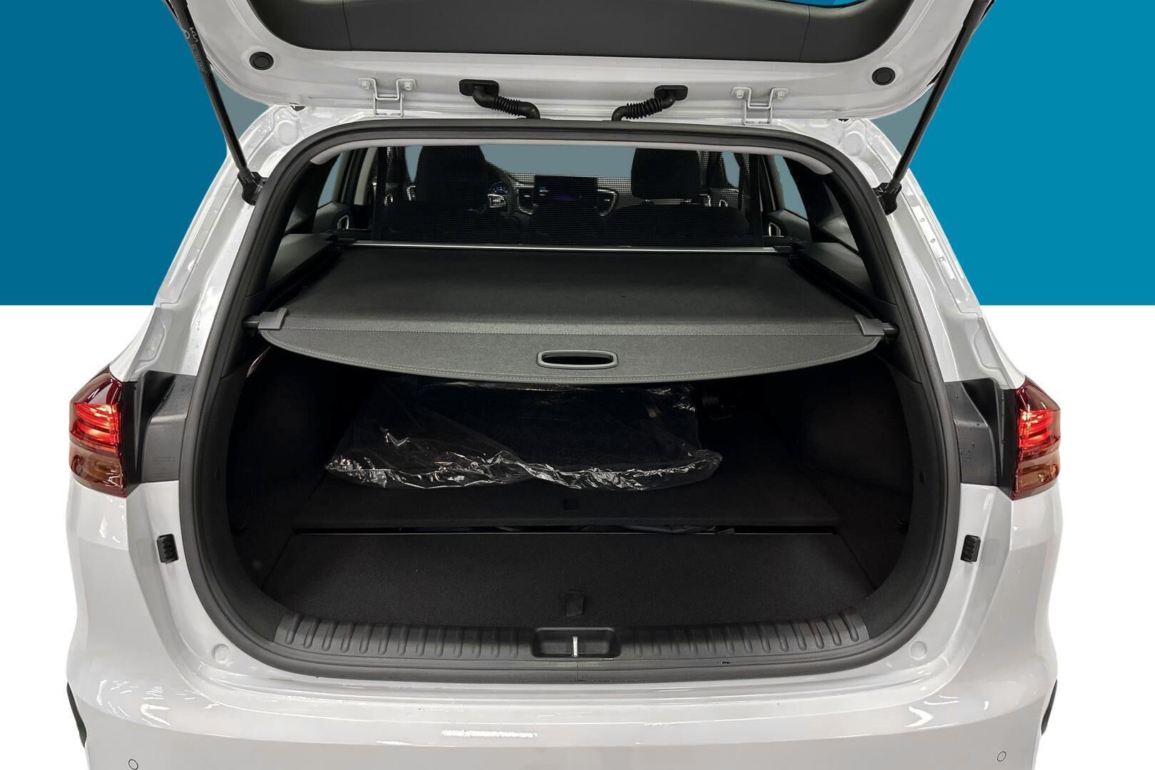 Kia Ceed iso kuva 11