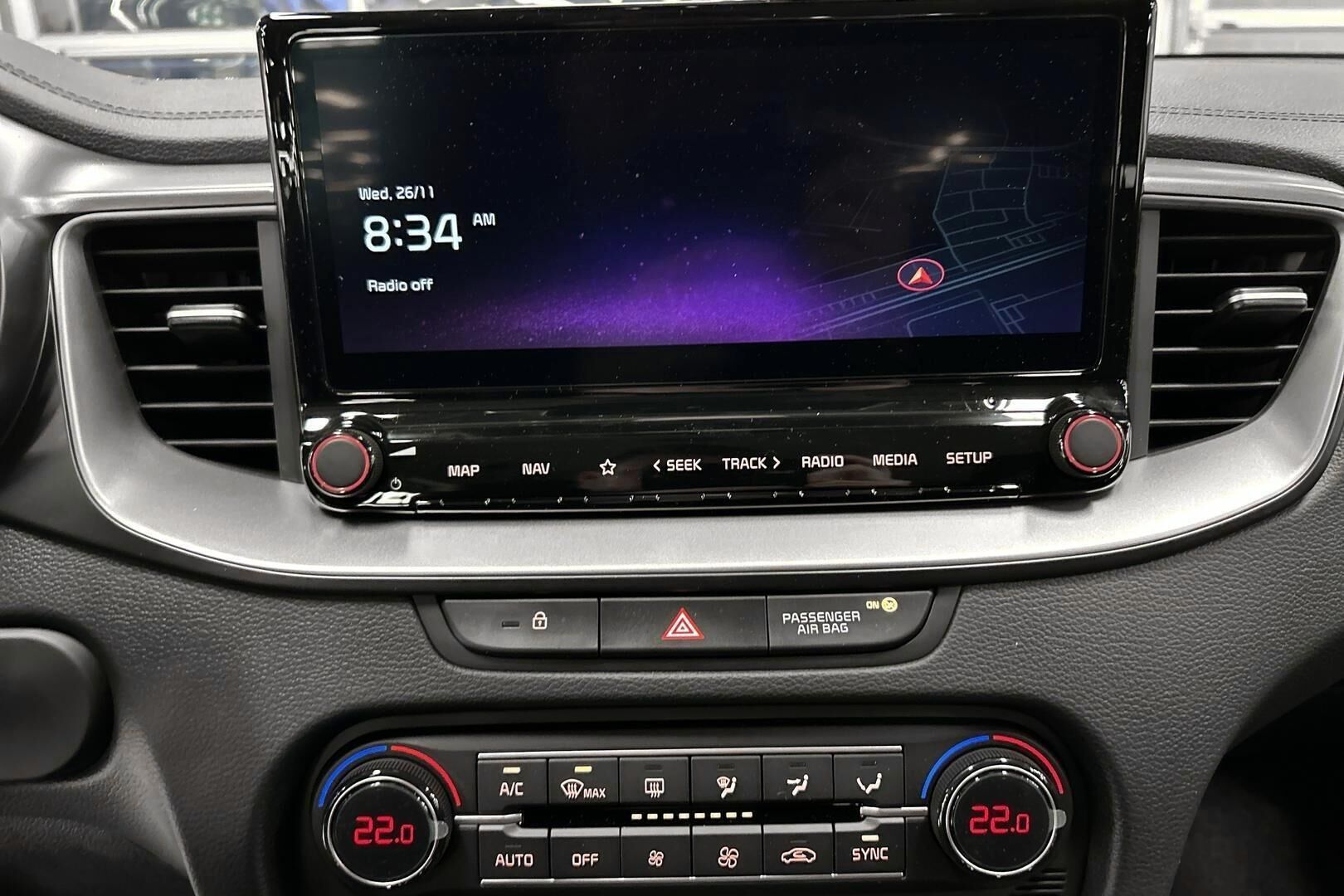 Kia Ceed iso kuva 16