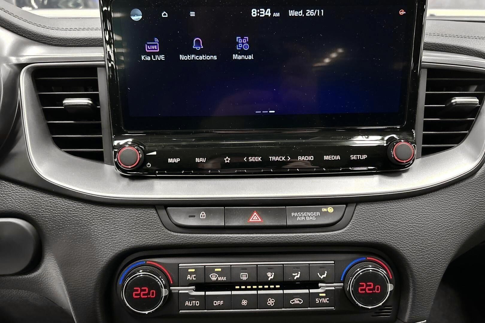 Kia Ceed iso kuva 18