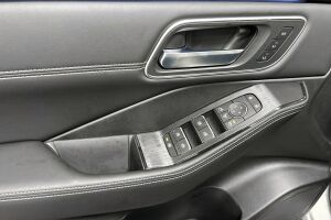 Nissan X-Trail esikatselu 15