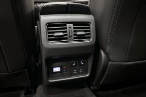 Nissan X-Trail esikatselu 41