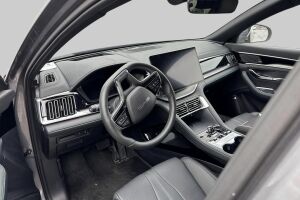 BYD Seal U DM-i esikatselu 1