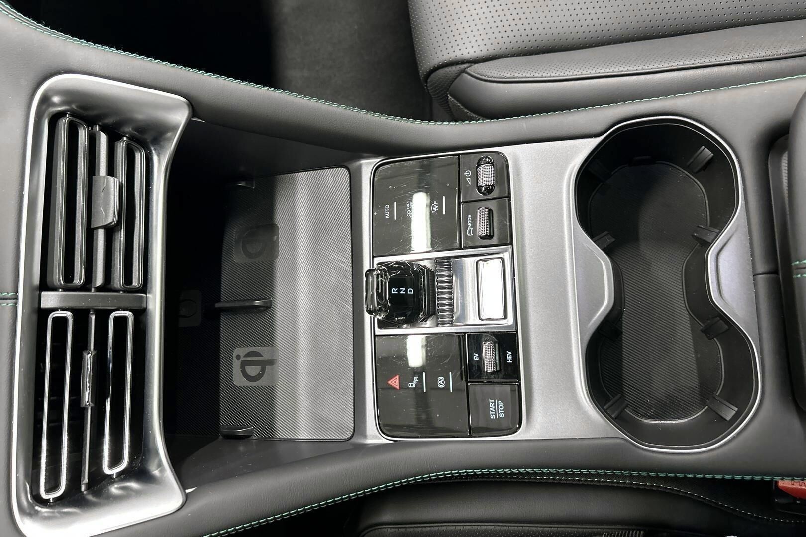 BYD Seal U DM-i iso kuva 15