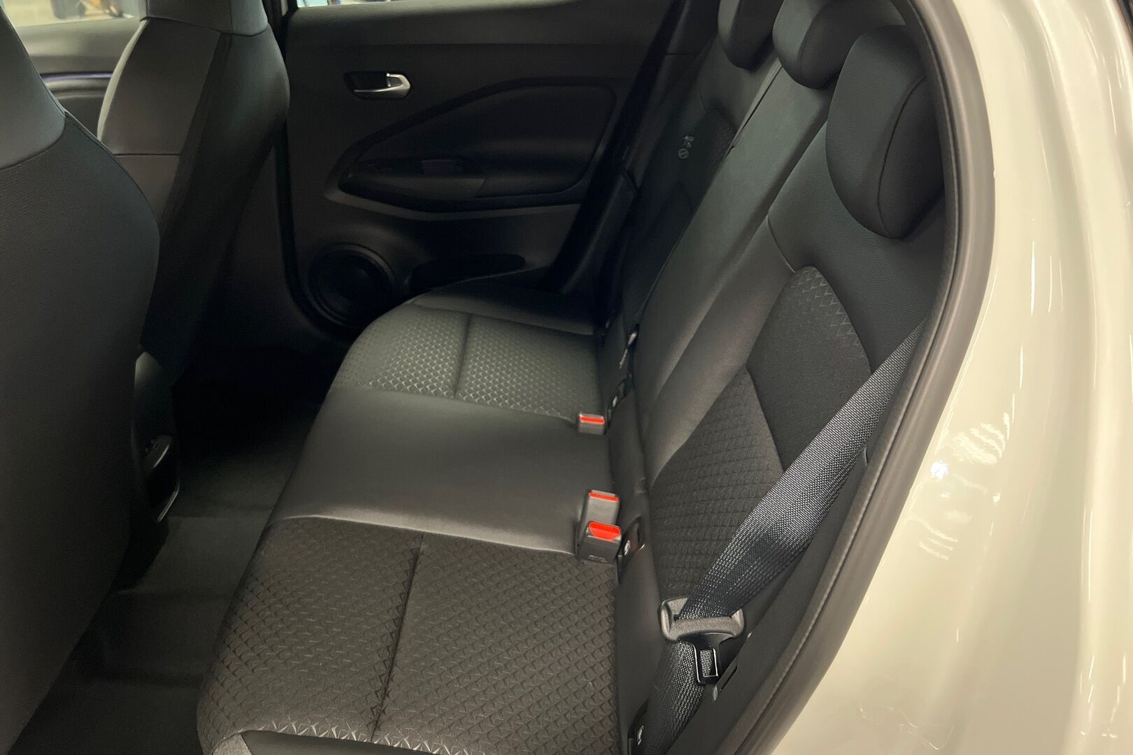 Nissan Juke iso kuva 8