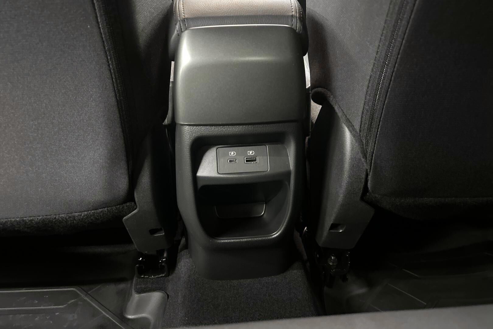 Nissan Juke iso kuva 25