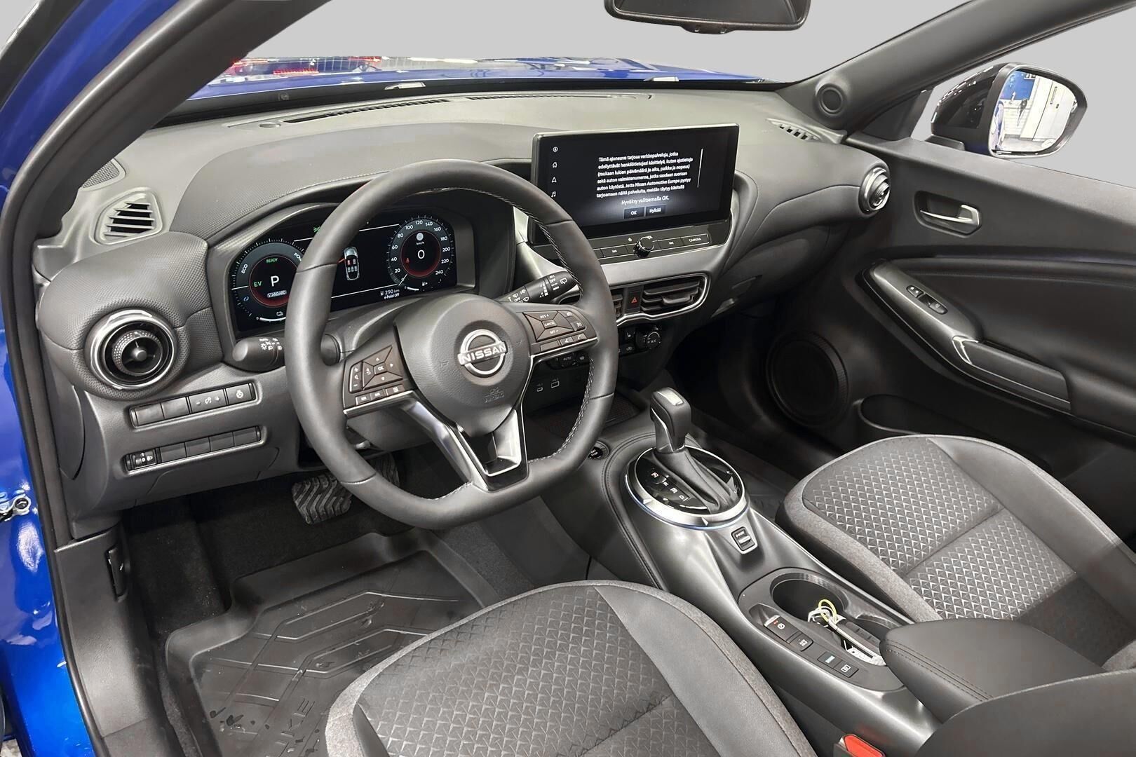 Nissan Juke iso kuva 8