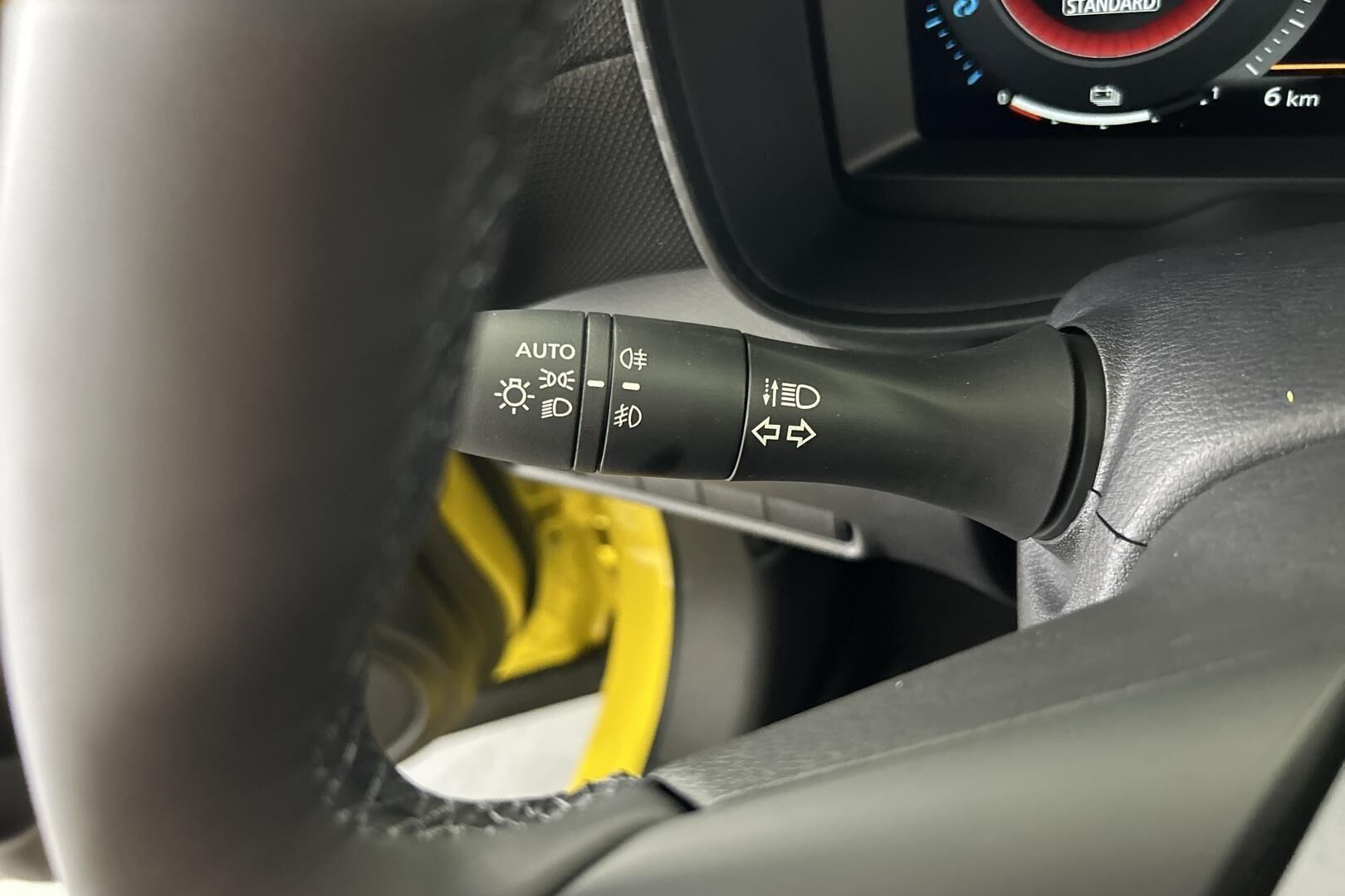 Nissan Juke iso kuva 23