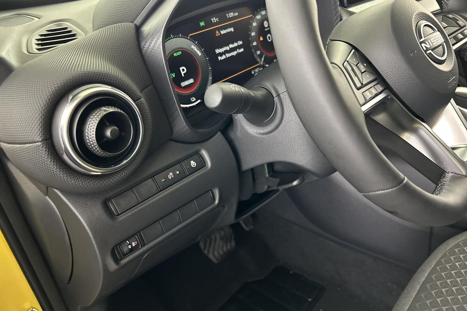 Nissan Juke iso kuva 25