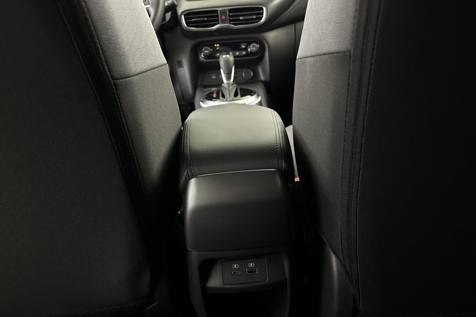 Nissan Juke iso kuva 28