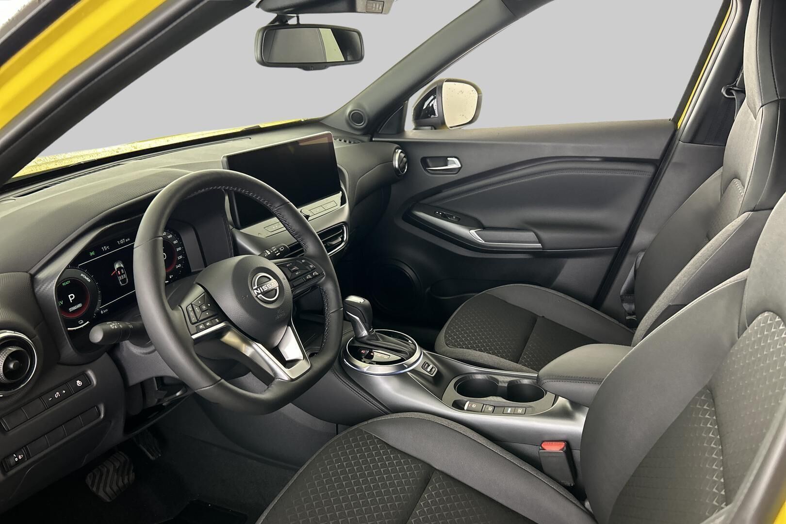 Nissan Juke iso kuva 8