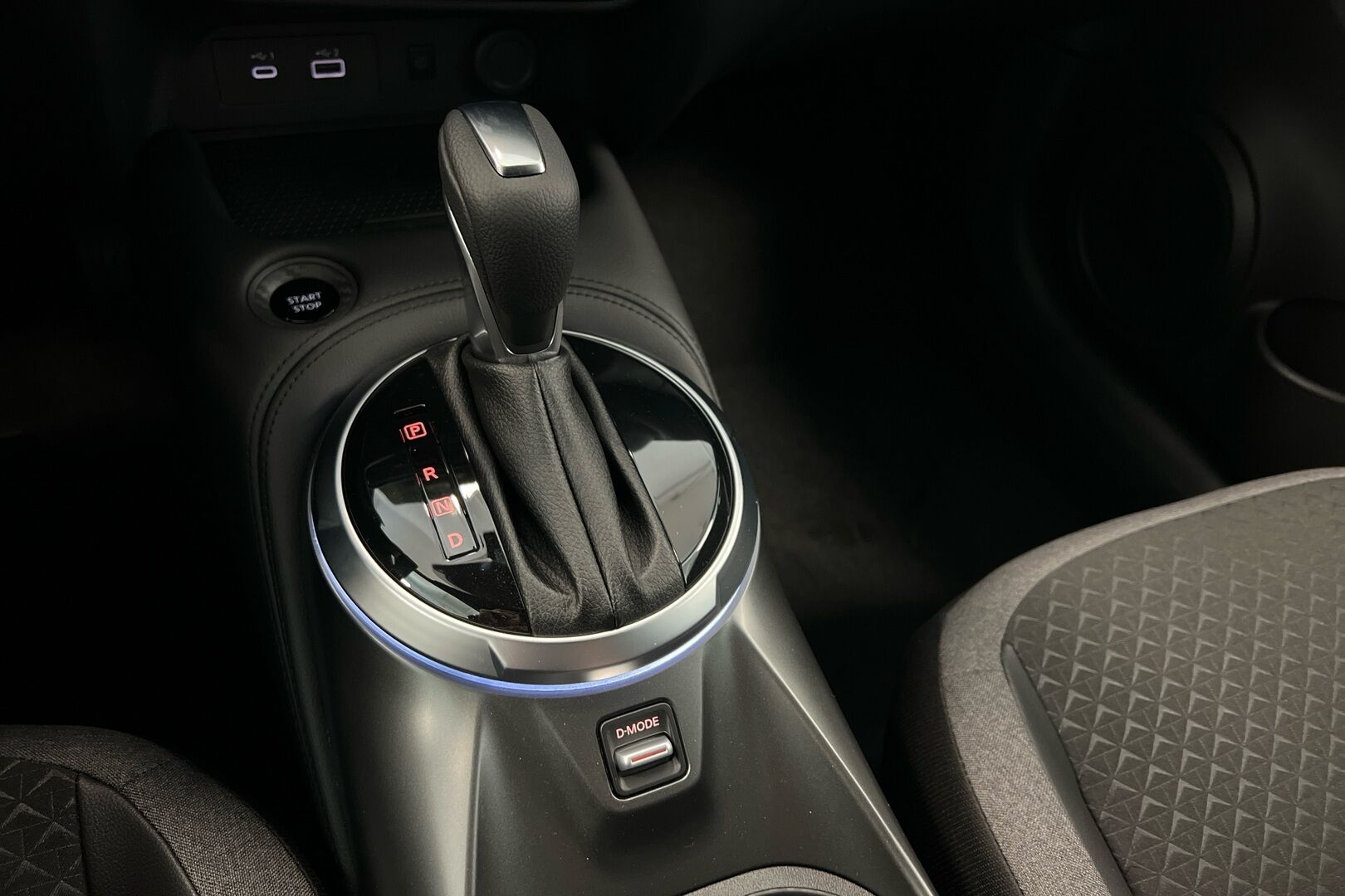 Nissan Juke iso kuva 13