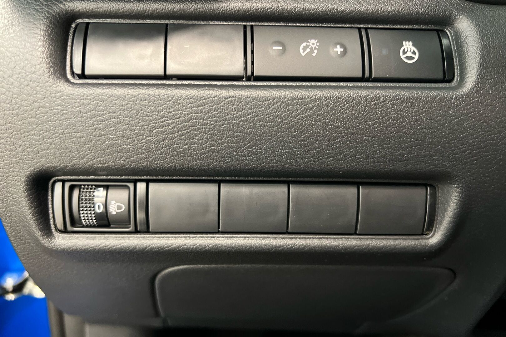Nissan Juke iso kuva 18