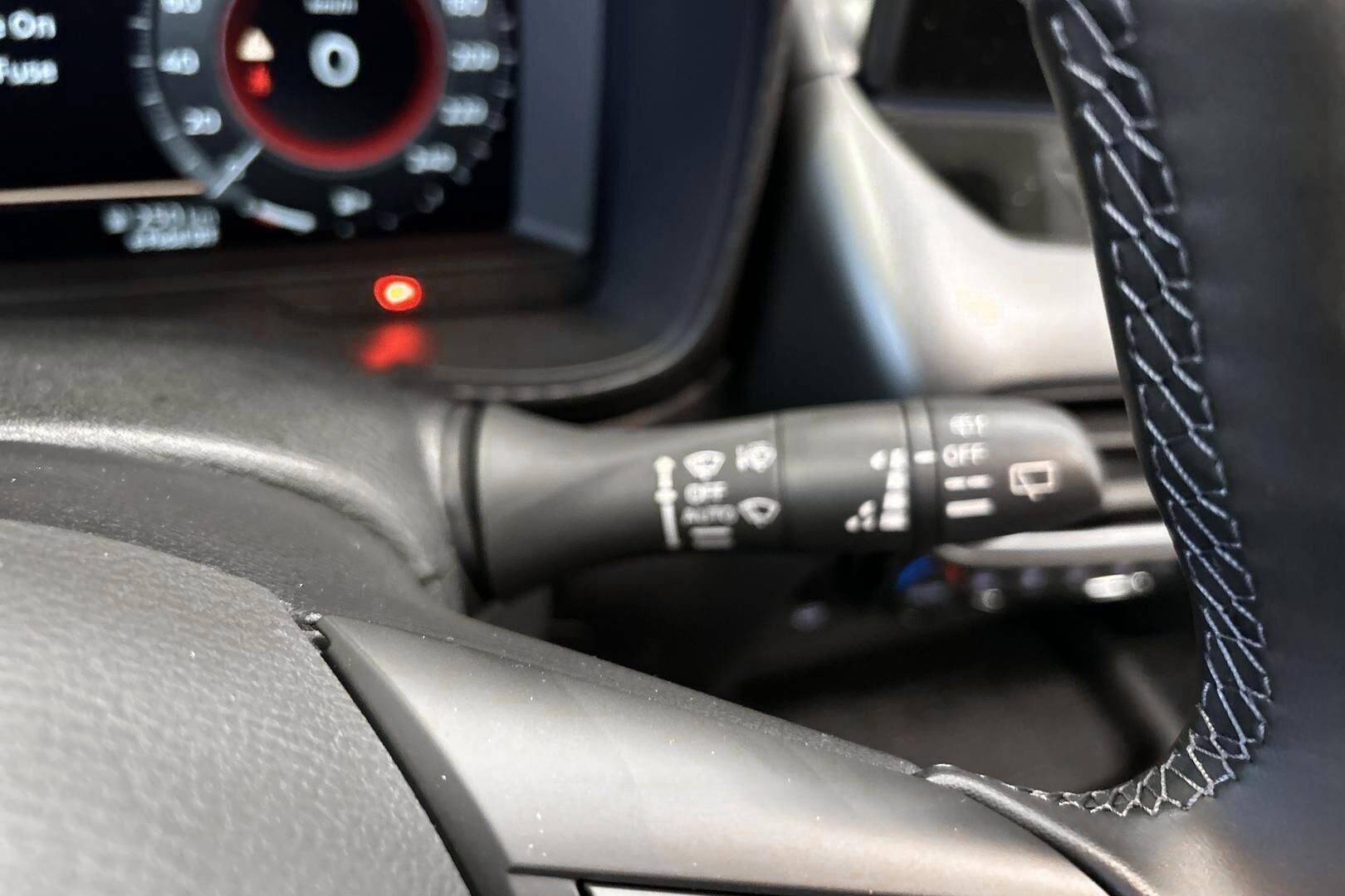 Nissan Juke iso kuva 23