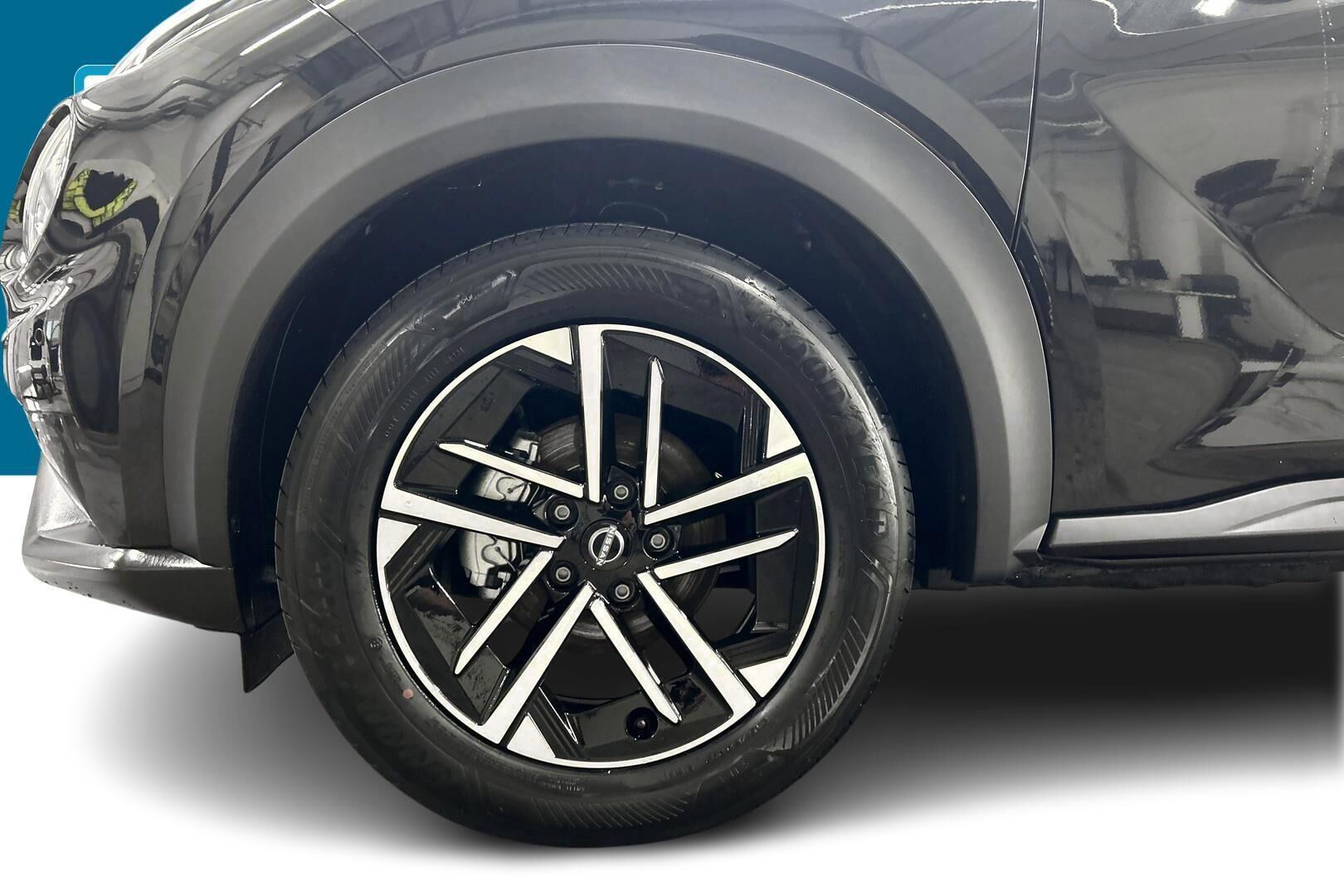 Nissan Juke iso kuva 12