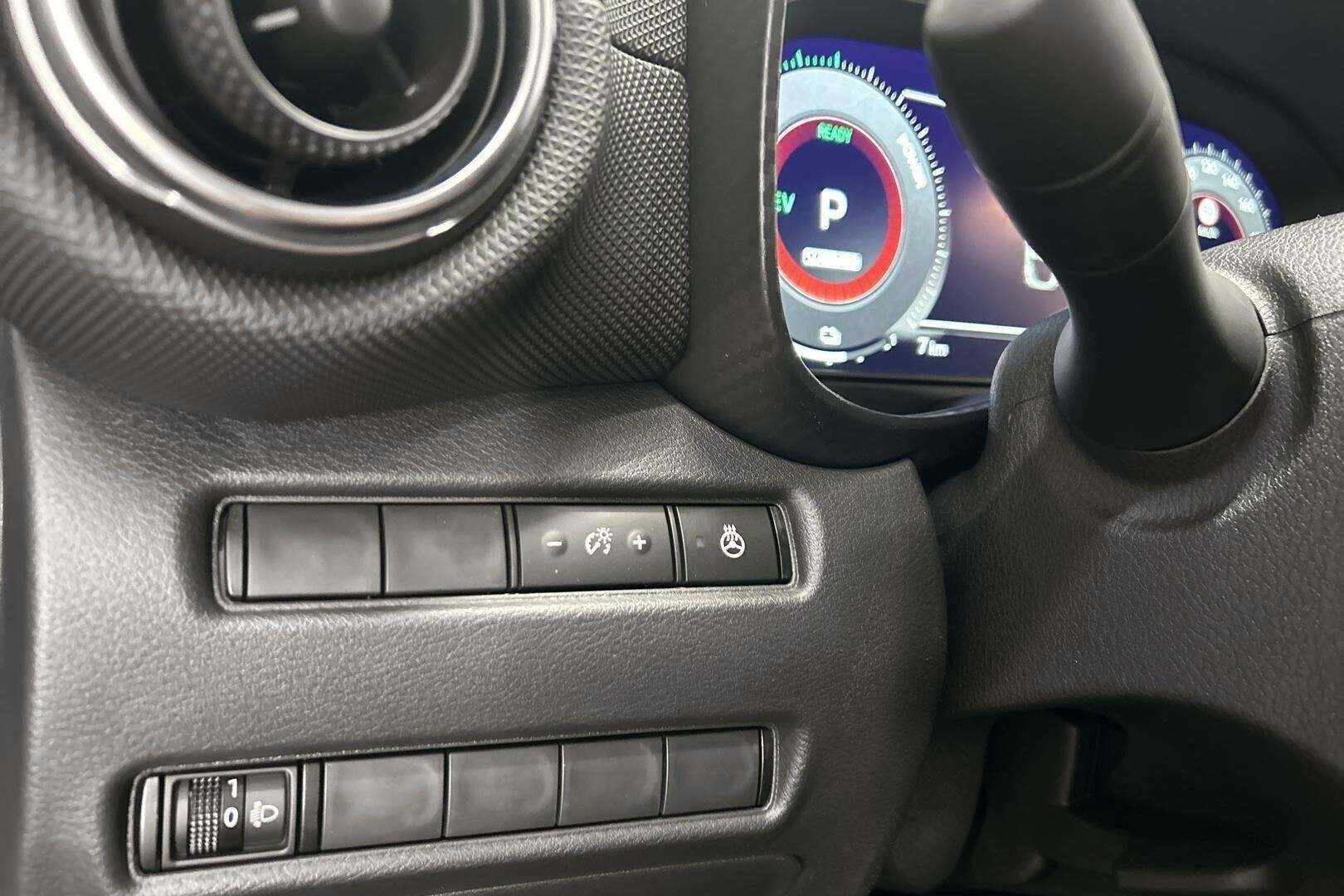 Nissan Juke iso kuva 20