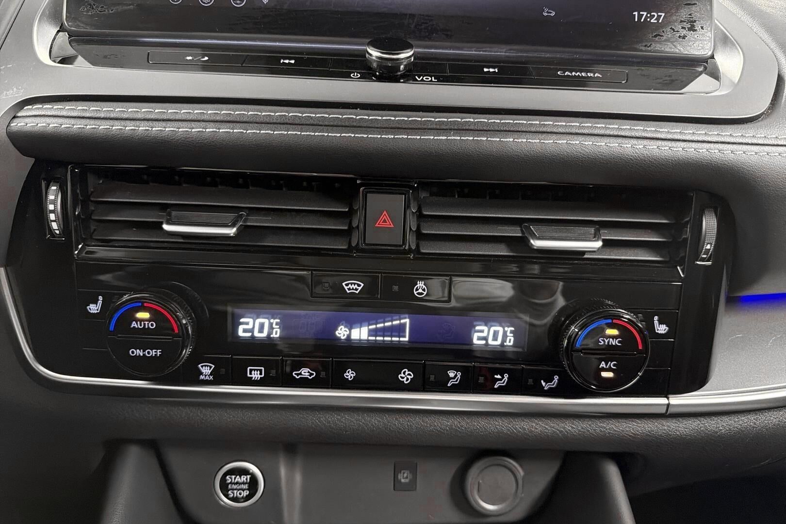 Nissan Qashqai iso kuva 25