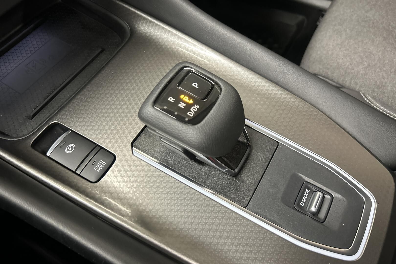 Nissan Qashqai iso kuva 15