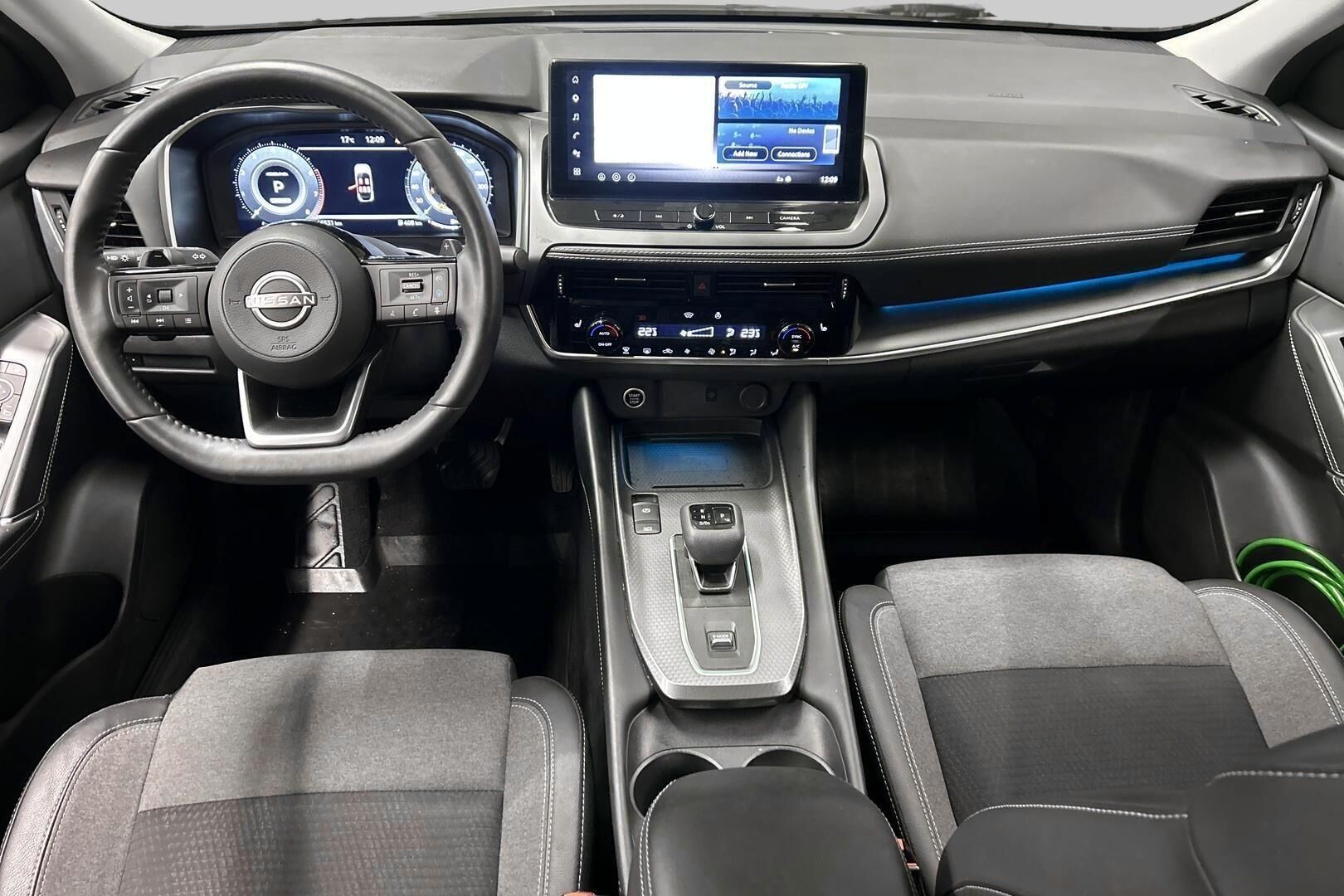 Nissan Qashqai iso kuva 9