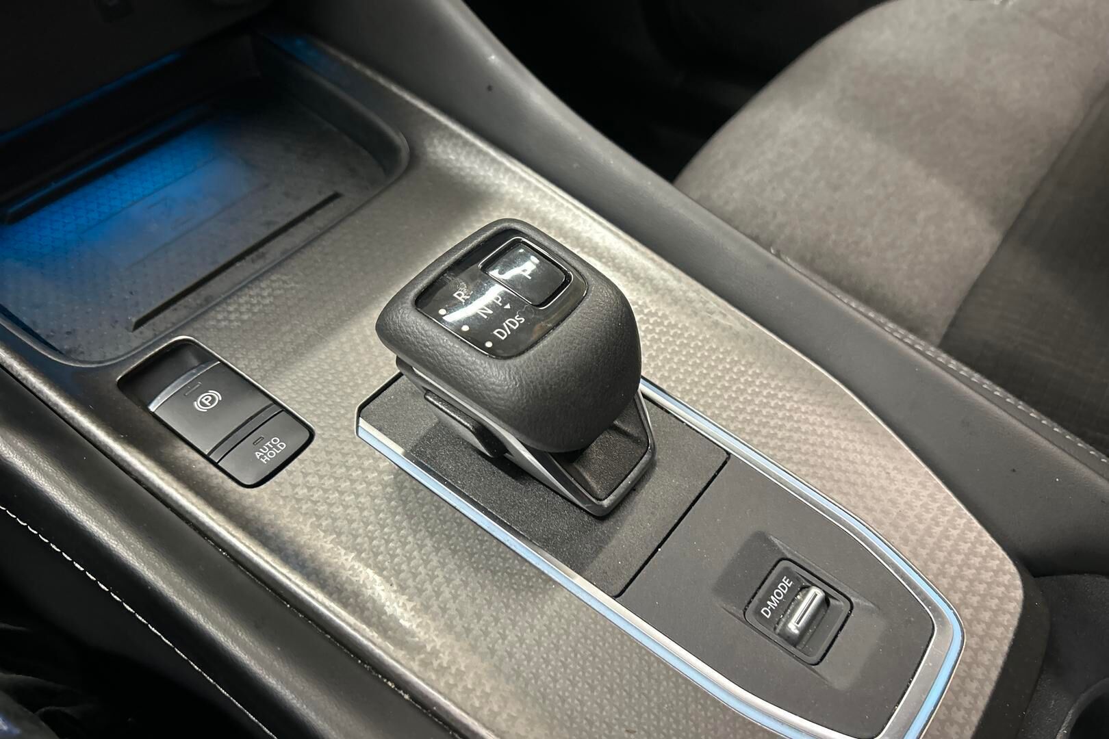 Nissan Qashqai iso kuva 14
