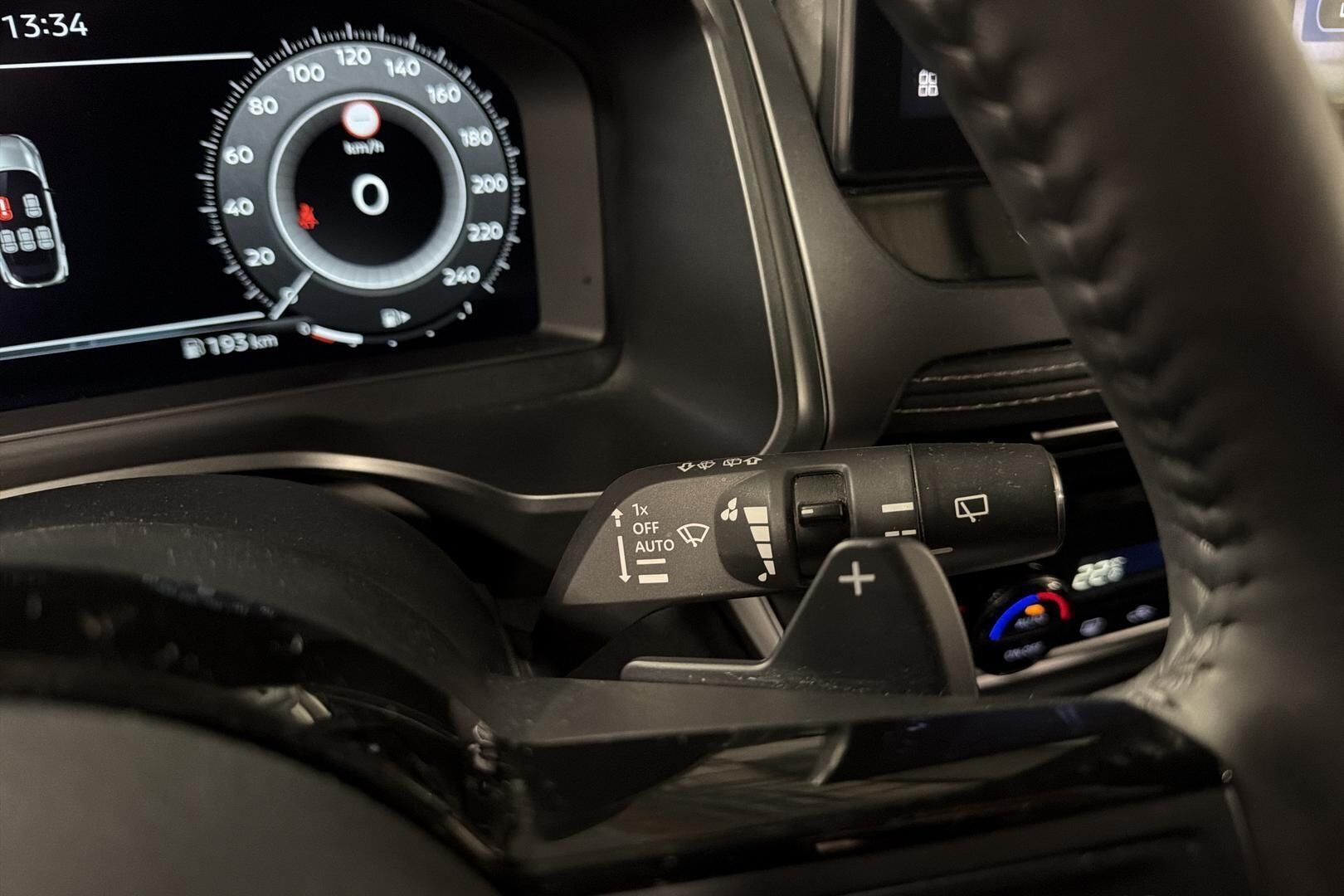 Nissan Qashqai iso kuva 12