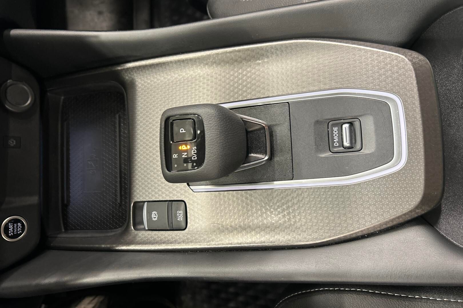 Nissan Qashqai iso kuva 15