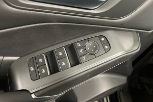 Nissan Qashqai esikatselu 10