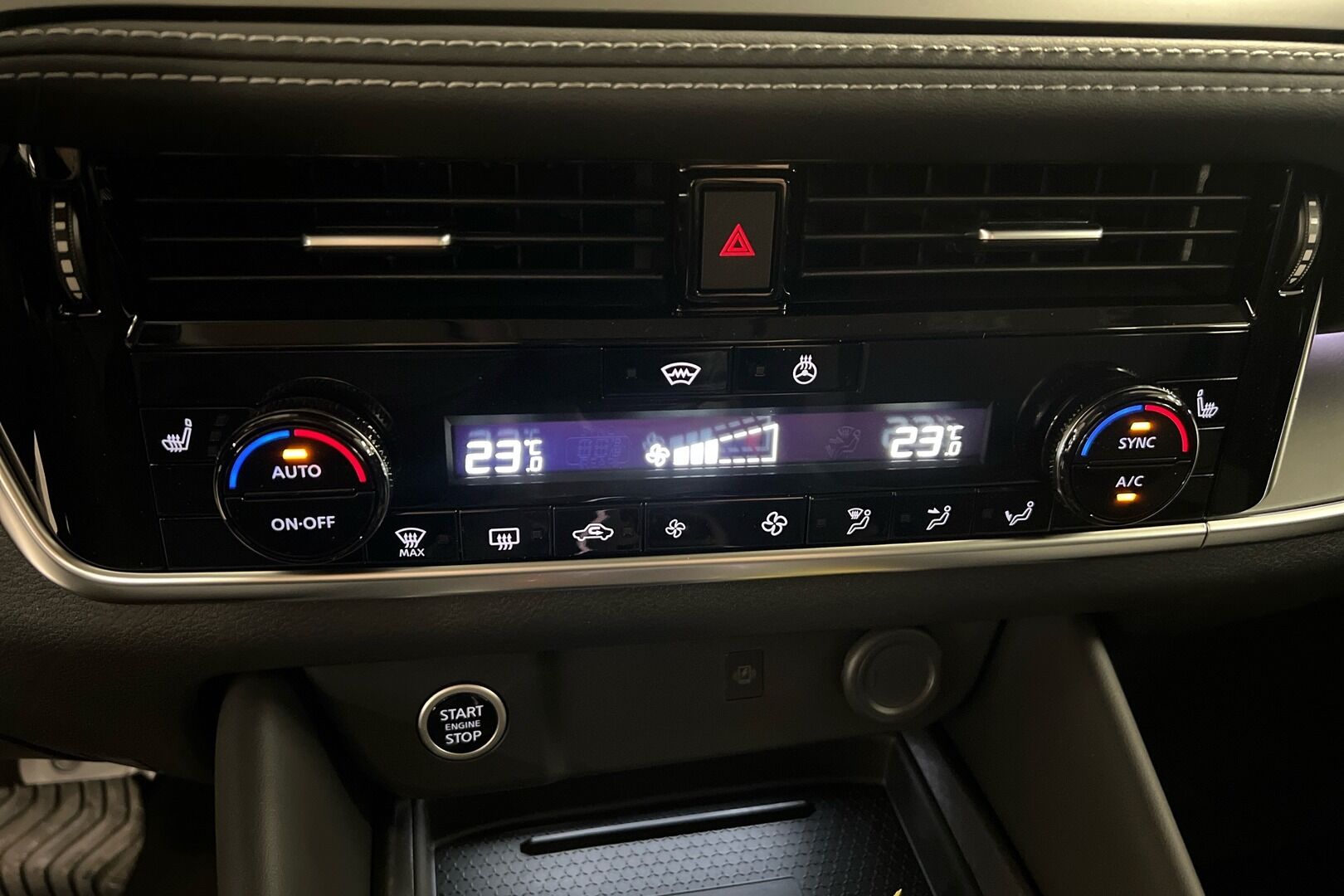 Nissan Qashqai iso kuva 18
