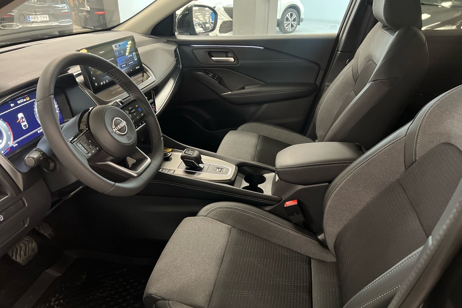 Nissan Qashqai iso kuva 6