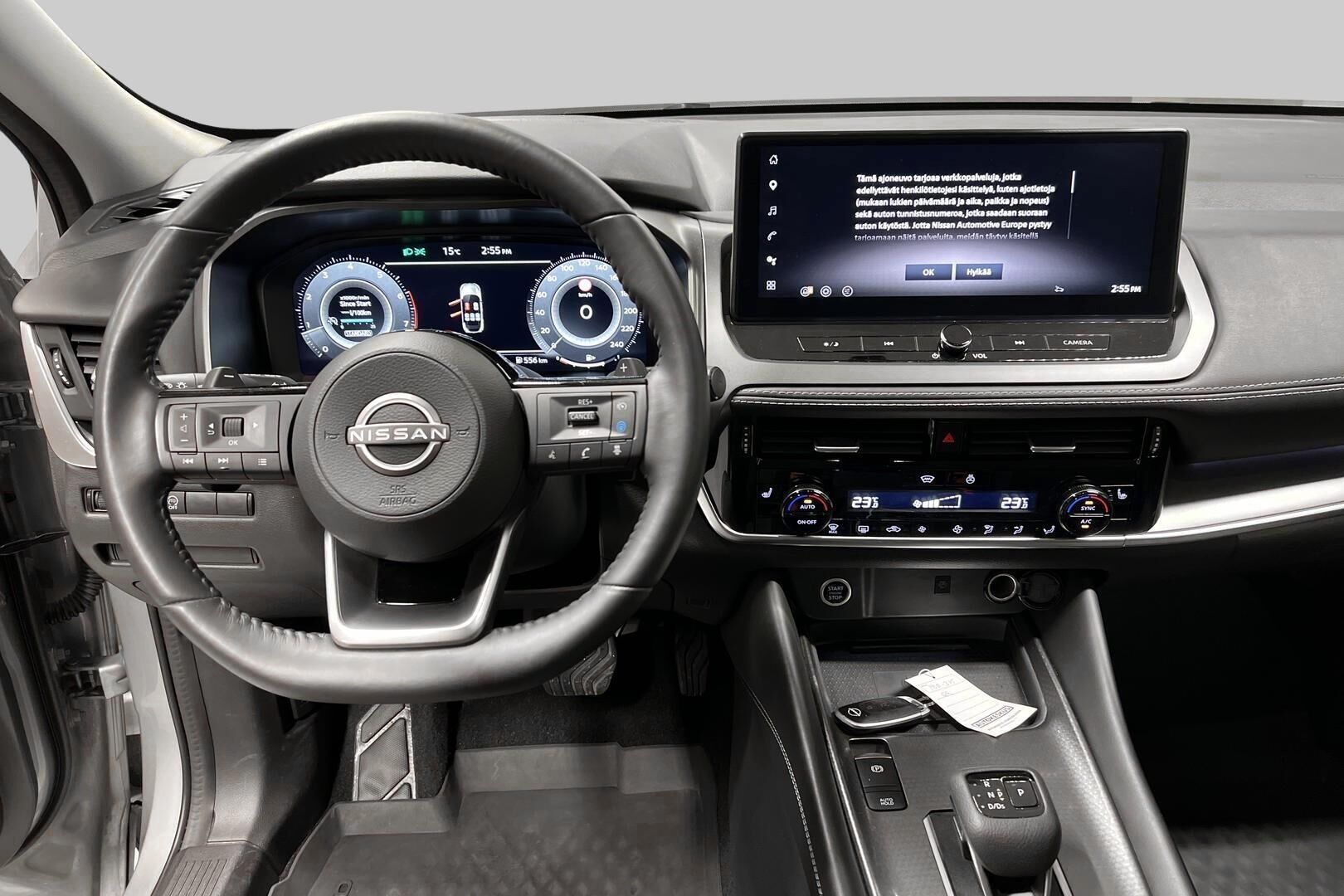Nissan Qashqai iso kuva 17