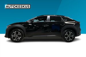 Toyota bZ4X esikatselu 1