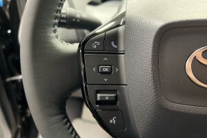 Toyota bZ4X esikatselu 13