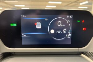 Toyota bZ4X esikatselu 14